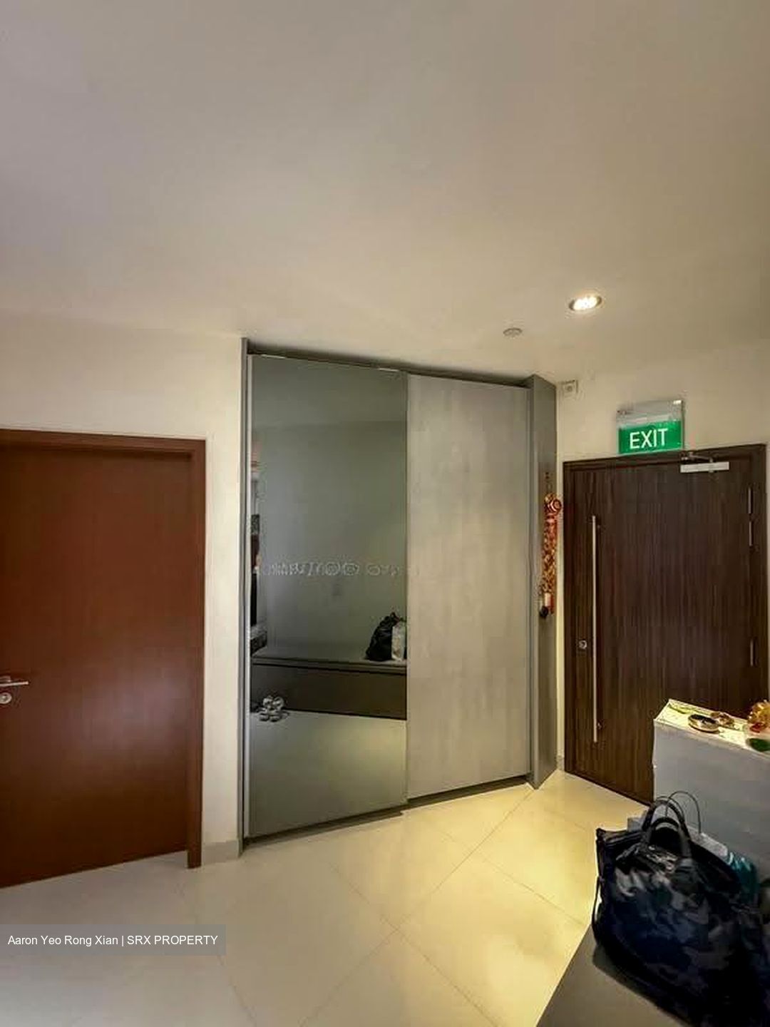 Icon@changi (D14), Shop House #614448801